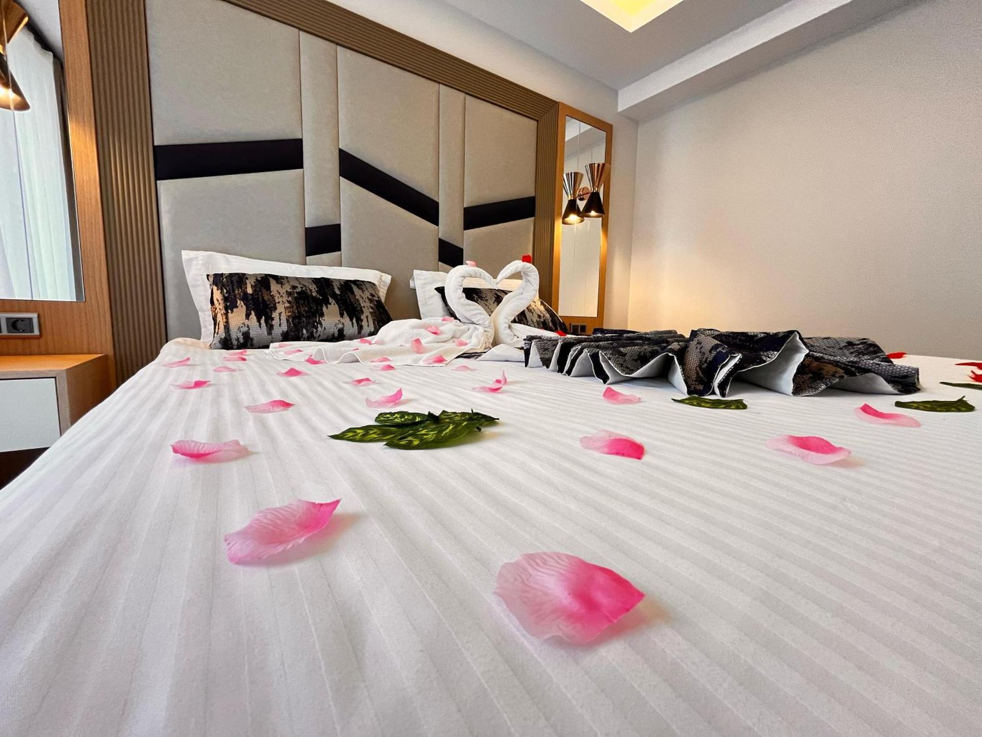 Downtown Sirkeci Hotel Istanbul Exterior photo
