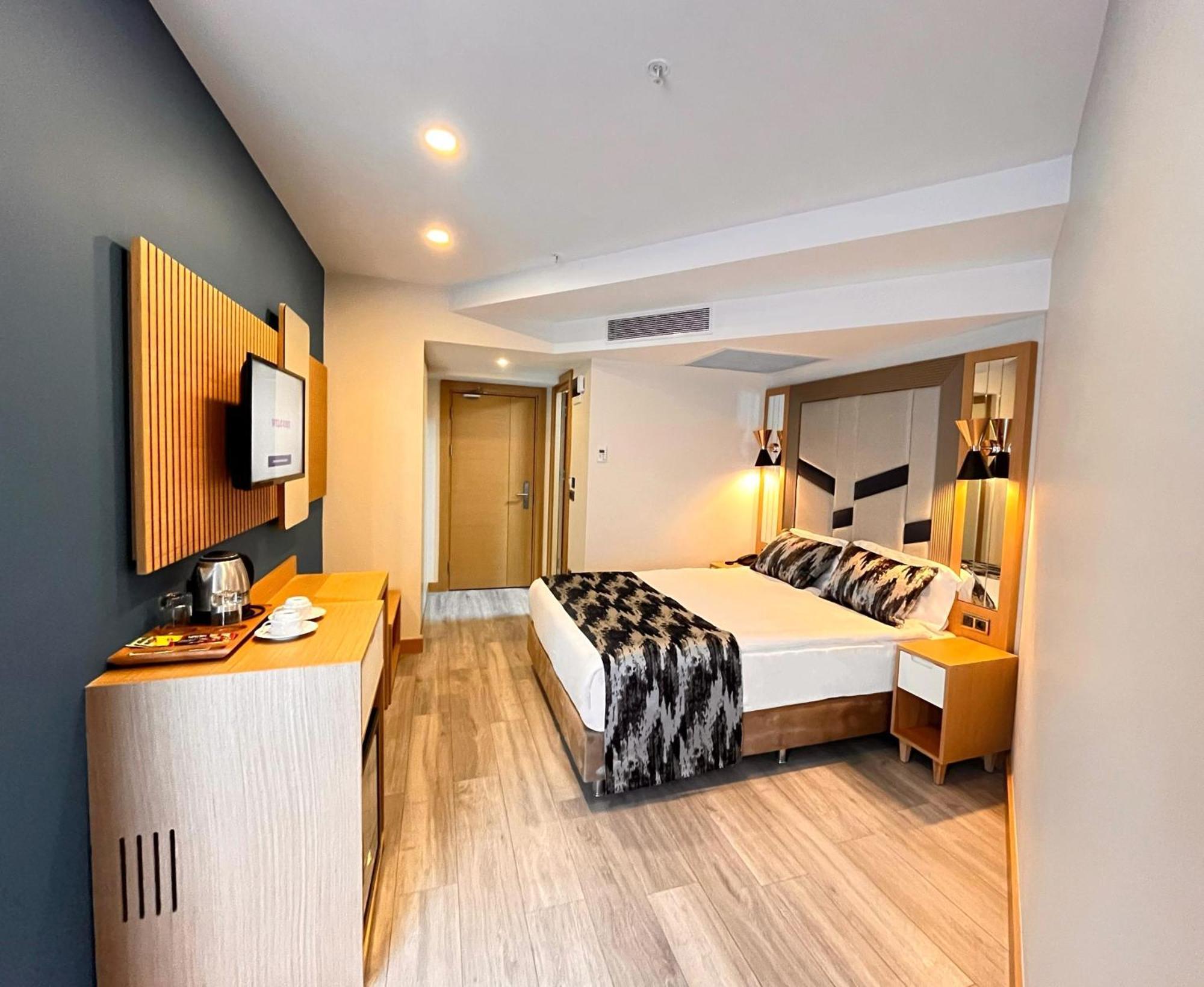 Downtown Sirkeci Hotel Istanbul Exterior photo