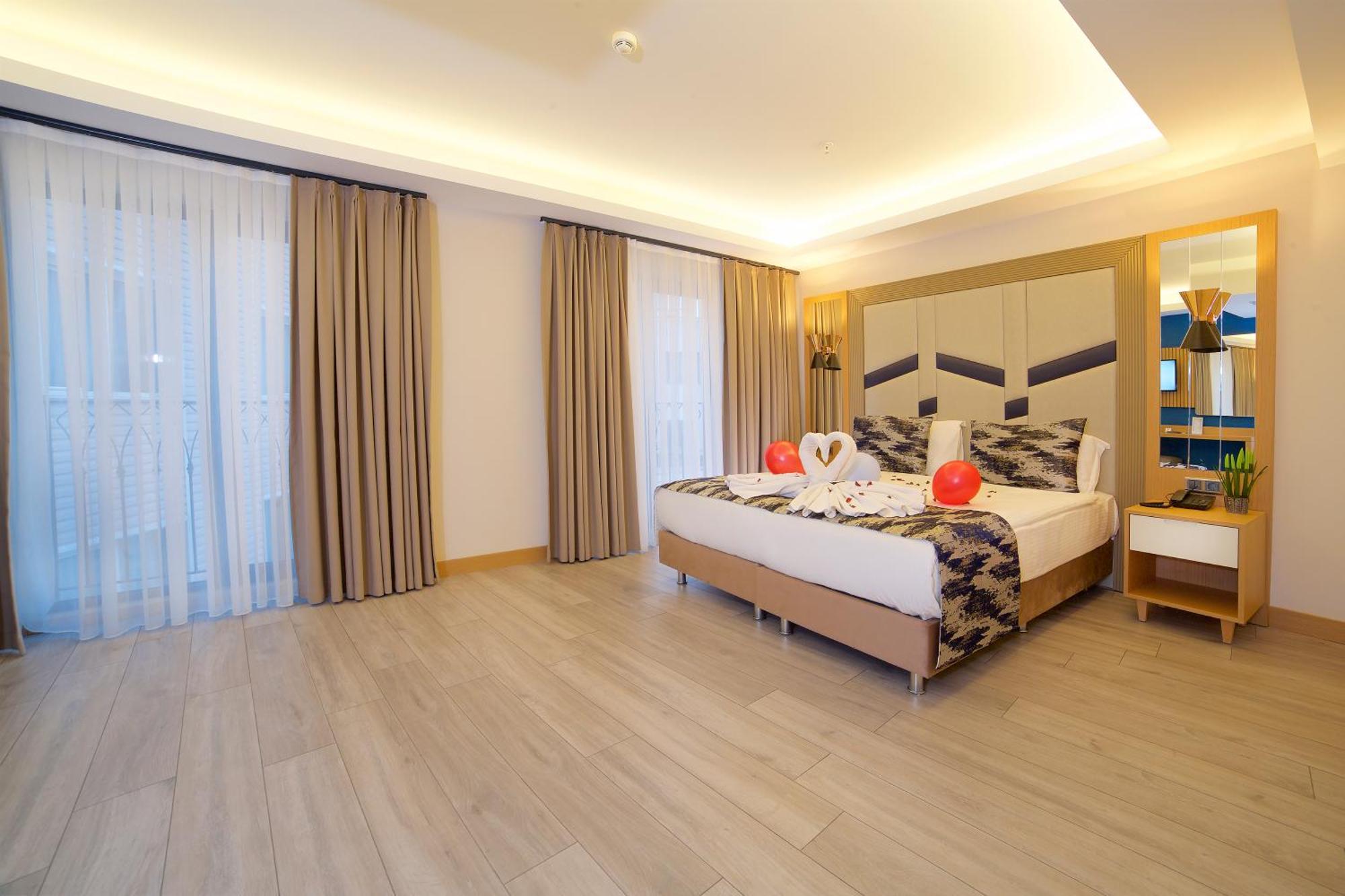 Downtown Sirkeci Hotel Istanbul Exterior photo